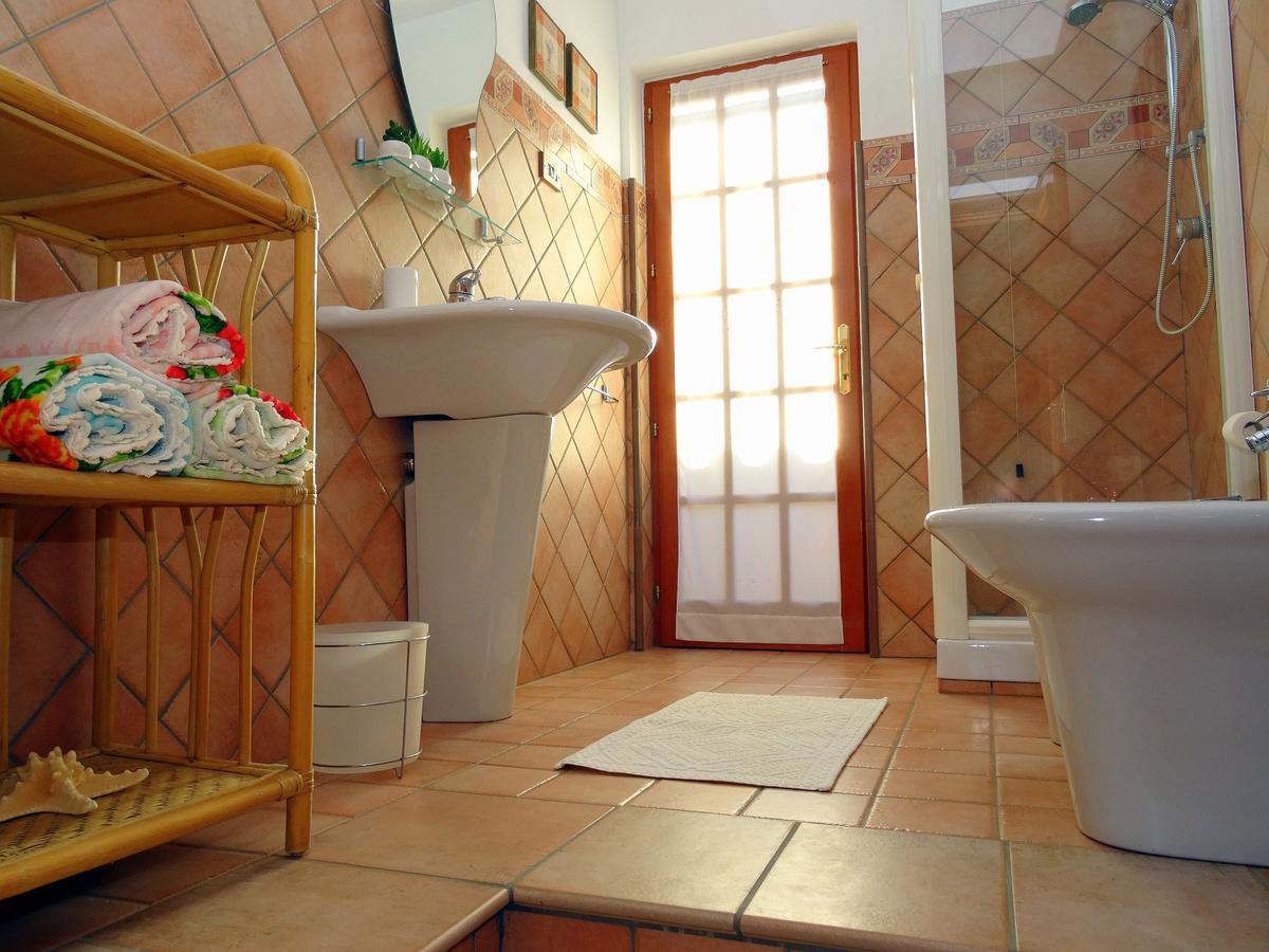 Bed and Breakfast Bb Doliahouse Dolianova Номер фото